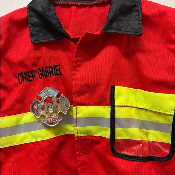 Melissa & Doug Boy’s Red Firefighter Jacket for 5-6 year olds - Picture 4 of 14